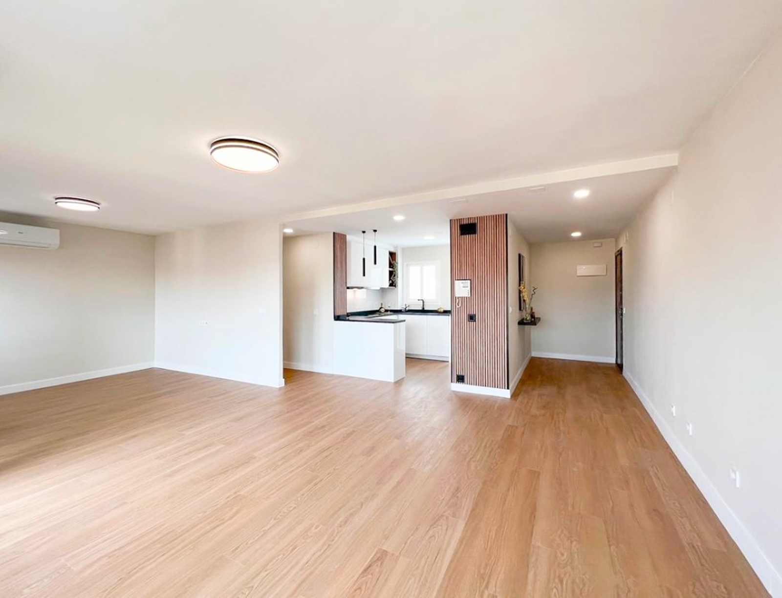 Piso en Avenida del Puerto 1