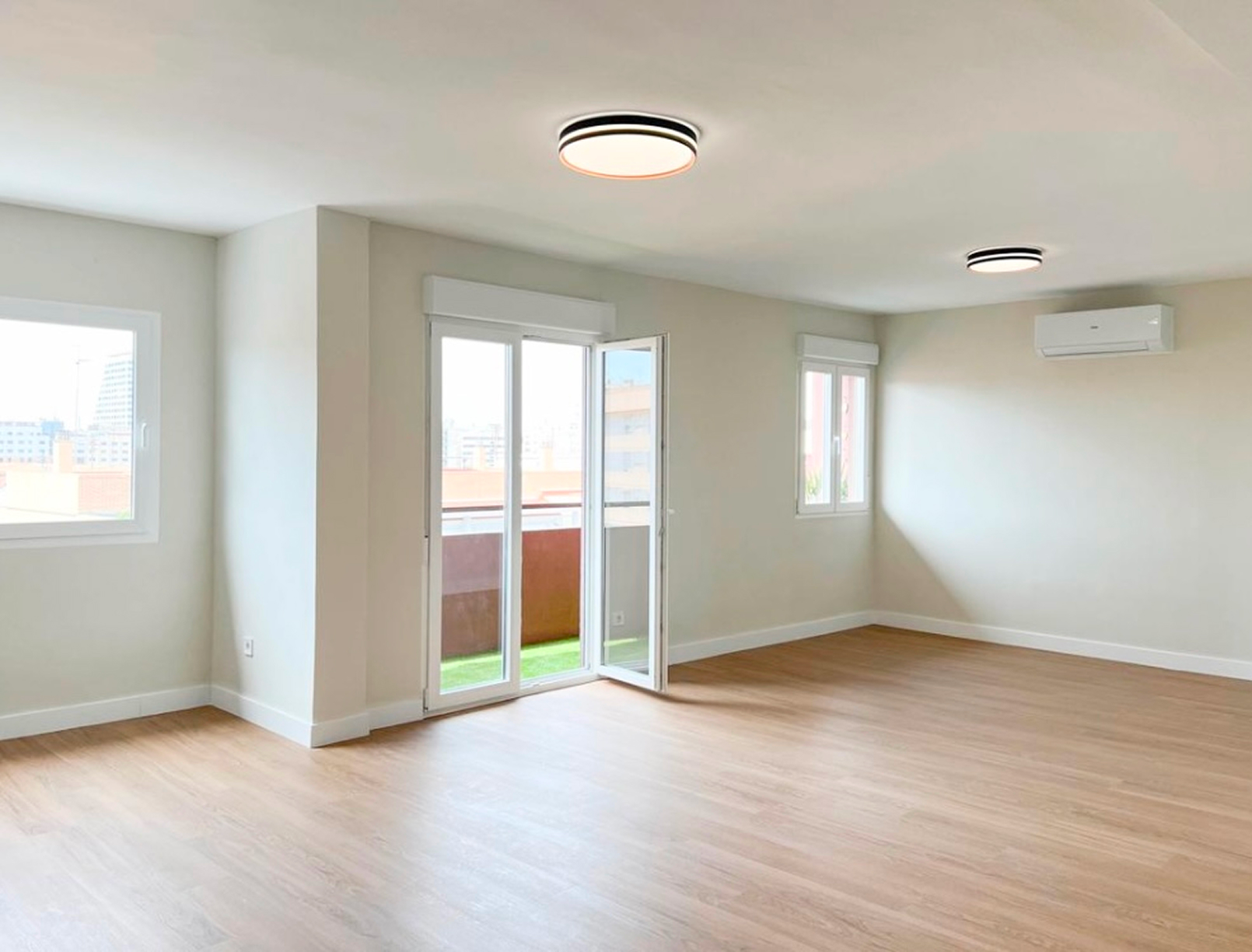 Piso en Avenida del Puerto